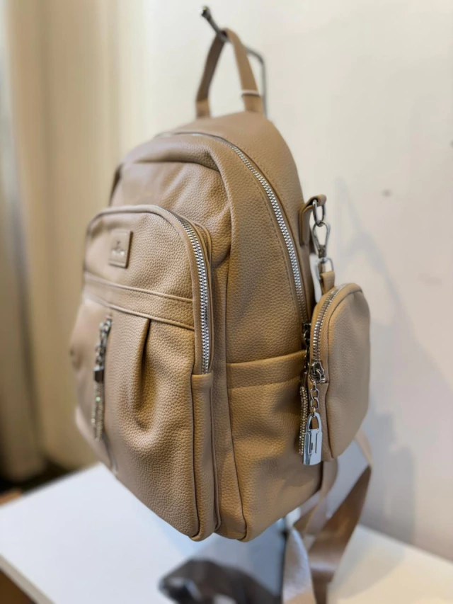 Mochila eco cuero de Dasani