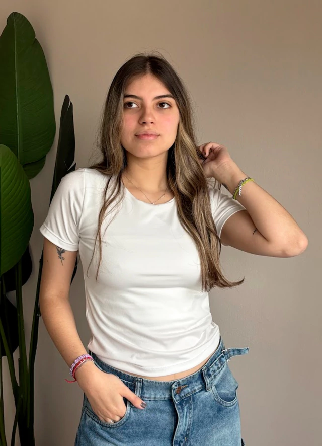 Remera modal básica de Dasani
