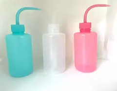 BOTELLA PICO CURVO