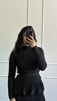 BLUSA BASIC- gola alta com manga longa na internet