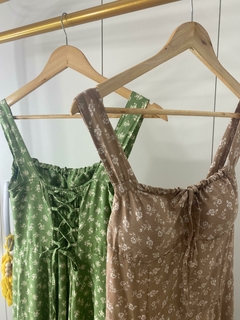 Vestido Camponesa na internet