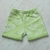 SHORT VERDE ESTAMPA DE HOJAS.