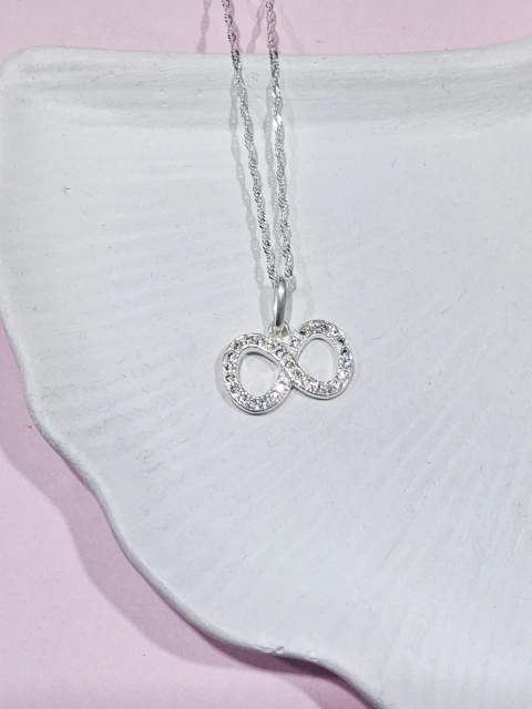 PC126+PD2001-1CL12 / Conjunto Singapur 40cm y Dije Infinito Strass Cristal 1,2cm