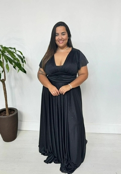 Vestido Longo Plus Lia na internet