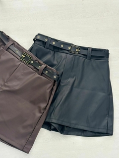 Short Saia com Cinto