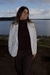 Blazer blanco en internet