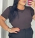 T-Shirt Manga Curta Plus Size Marrom - comprar online