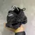 Mizuno “Wave Prophecy 8” All Black na internet