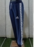 PANTALON 3 TIRAS ESSENTIALS, GRIS / AZUL MARINO / NEGRO
