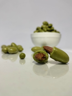 Almendra con Chocolate Blanco y Matcha - comprar en línea