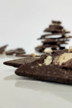 Keto barks de chocolate semiamargo sin azúcar con almendra y nuez - comprar en línea