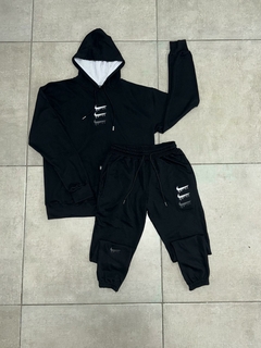 CONJUNTO NIKE STRIP en internet
