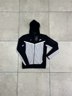 Imagen de CAMPERA TECH COMB