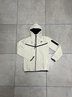 CAMPERA NIKE TECH COLORS - Suns Sport Mayorista