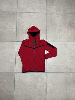 CONJUNTO NIKE TECH COLORS - Suns Sport Mayorista