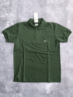 CHOMBA DE PIQUE LACOSTE VERDE