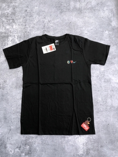 REMERA NIKE CORAZON - comprar online