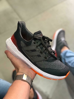 Tênis Adidas Ultraboost - comprar online