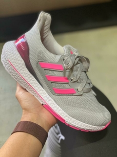 Tênis Adidas Ultraboost - IRIS CALÇADOS