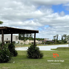 LOTES EN CATALINAS COUNTRY CLUB - Martin de la Vega Propiedades