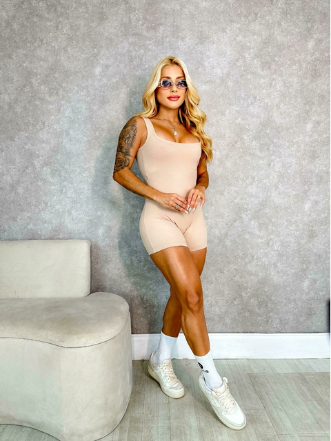 Macaquinho Basic (BEGE) - comprar online