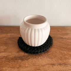 Cuenco de cerámica | maceta con drenaje Girasol + posamaceta tejido - comprar online