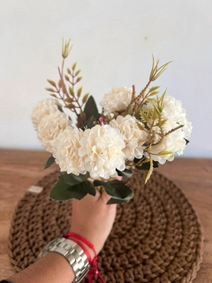 Ramitos de flores - comprar online