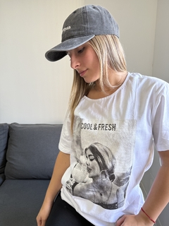 Remera con estampa - comprar online