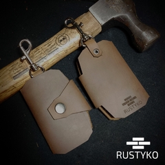 Premium keychain R01