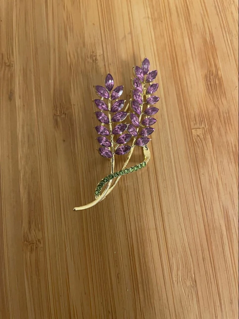 Broche lavanda