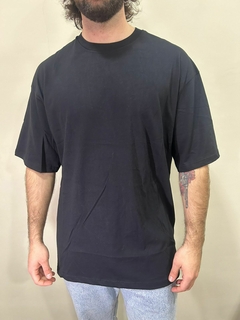 Remera Basica Negra Huoki