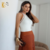 Conjunto com Saia Godê em Caramelo e Blusa Regata Off-White - comprar online
