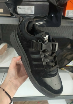Adidas FORUM Bad Bunny - All black en internet