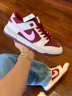 SB Dunk Low - Valentine's Day Pro