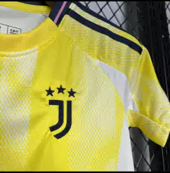 Kit Infantil Juventus 2024/2025 Adidas na internet
