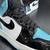 AIR JORDAN • BRANCO/AZUL EM VERNIZ na internet