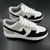 DUNK LOW PRETO / CINZA E BRANCO