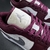 AIR JORDAN LOW VINHO BRANCO COM LOGO CINZA na internet
