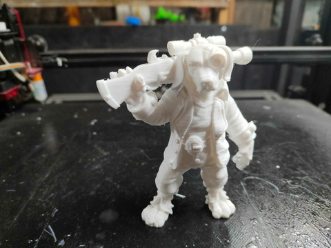 Beagle pirata Mod2 10cm de altura color blanco