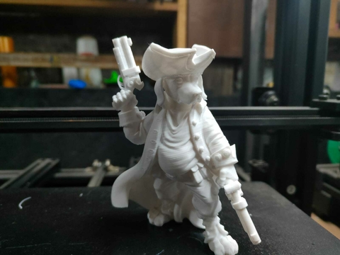 Beagle pirata Mod3 10cm de altura color blanco