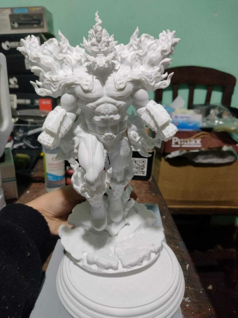 Endeavor My Hero Academia 20cm de altura color blanco