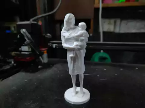 Madre E Hijo escala 1/16 (12cm) Color Blanco