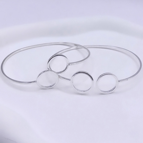 Bracelete geométrico redondo liso - comprar online