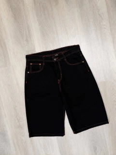 BERMUDA JEAN NEGRA CRUZ ROJA - comprar online