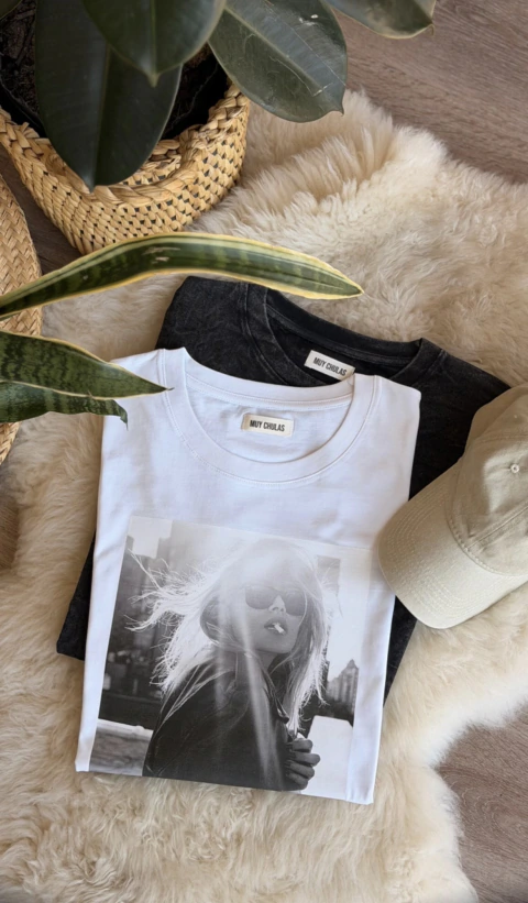 Remera smoking