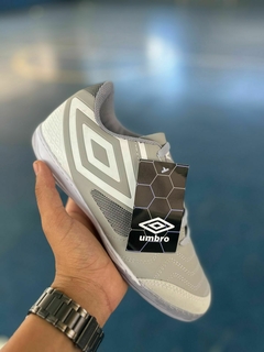 Chuteira Umbro FUTSAL