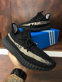 Tênis Adidas Yeezy