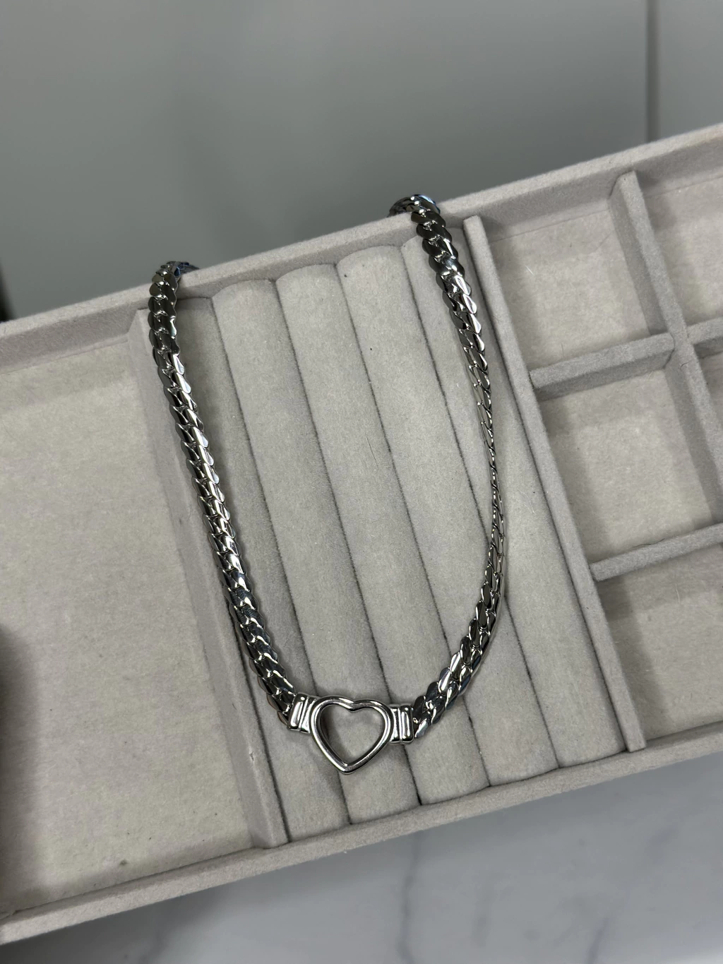 Collar Kim