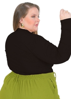 Imagem do Blusa Feminina Cacharrel Gola Redonda