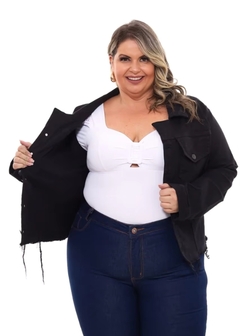 Jaqueta Jeans Feminina Plus Size Preta na internet